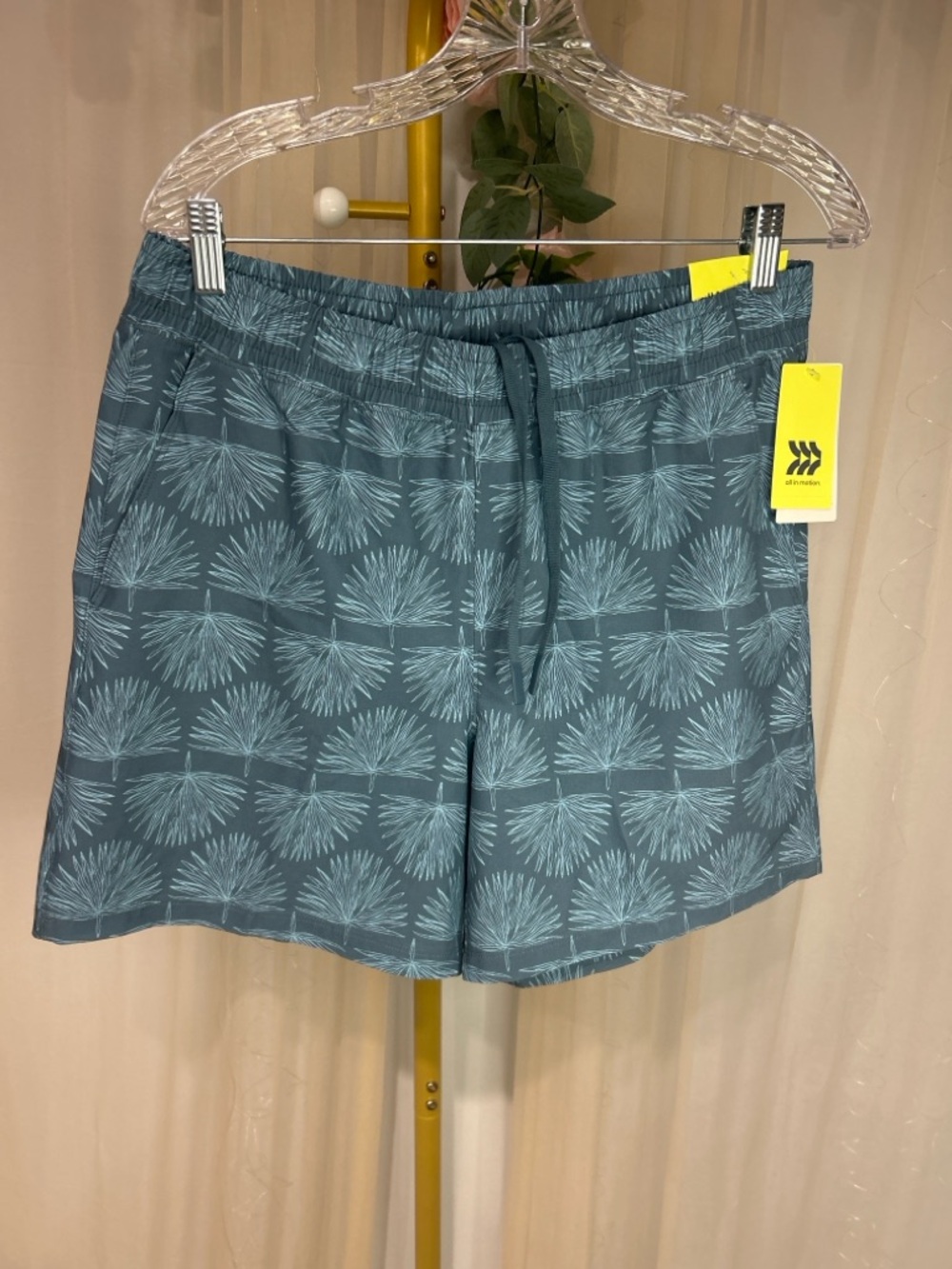 All In Motion Hybrid Shorts NWT Blue Palm Print Active Swim Shorts Size Medium